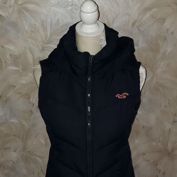 Hollister Hooded Vest - Picture 2 of 12